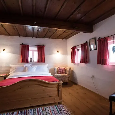 Ferienhaus Max In The Schusterhaeusl